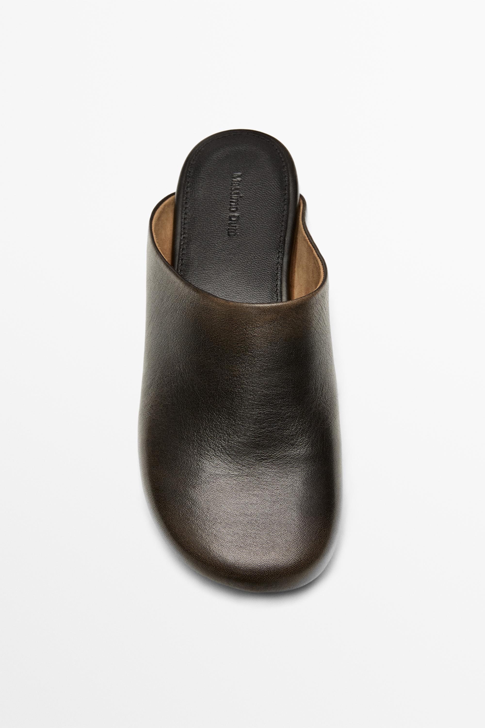 Sabot à talon ouvert en cuir
